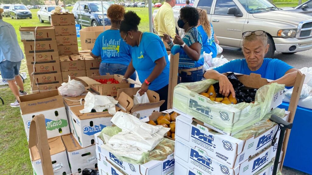 St. Pete Free Clinic sees huge demand for free grocery giveaways